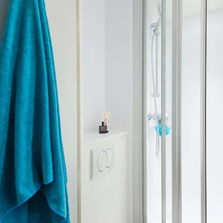 Hotelf1 Paris Gennevilliers, 4 Rue Georges Corete 92230 酒店 *