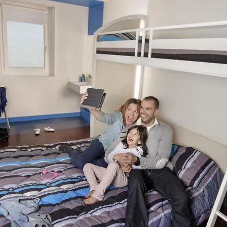 酒店 Hotelf1 Paris Gennevilliers, 4 Rue Georges Corete 92230 *