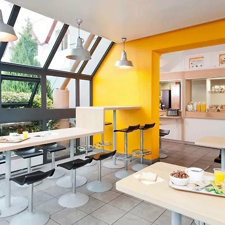 酒店 Hotelf1 Paris Gennevilliers, 4 Rue Georges Corete 92230 热讷维耶